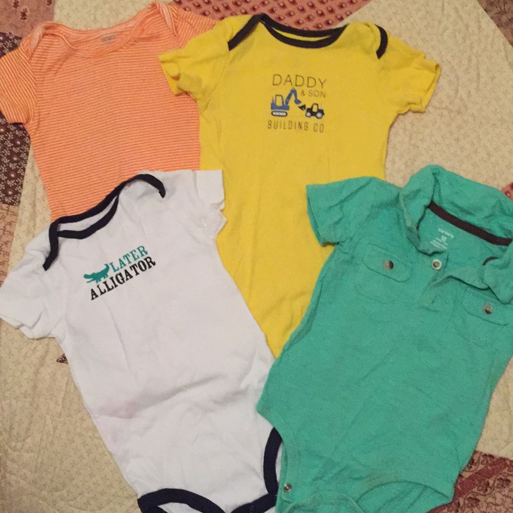 4 Carter’s 18 month onesies